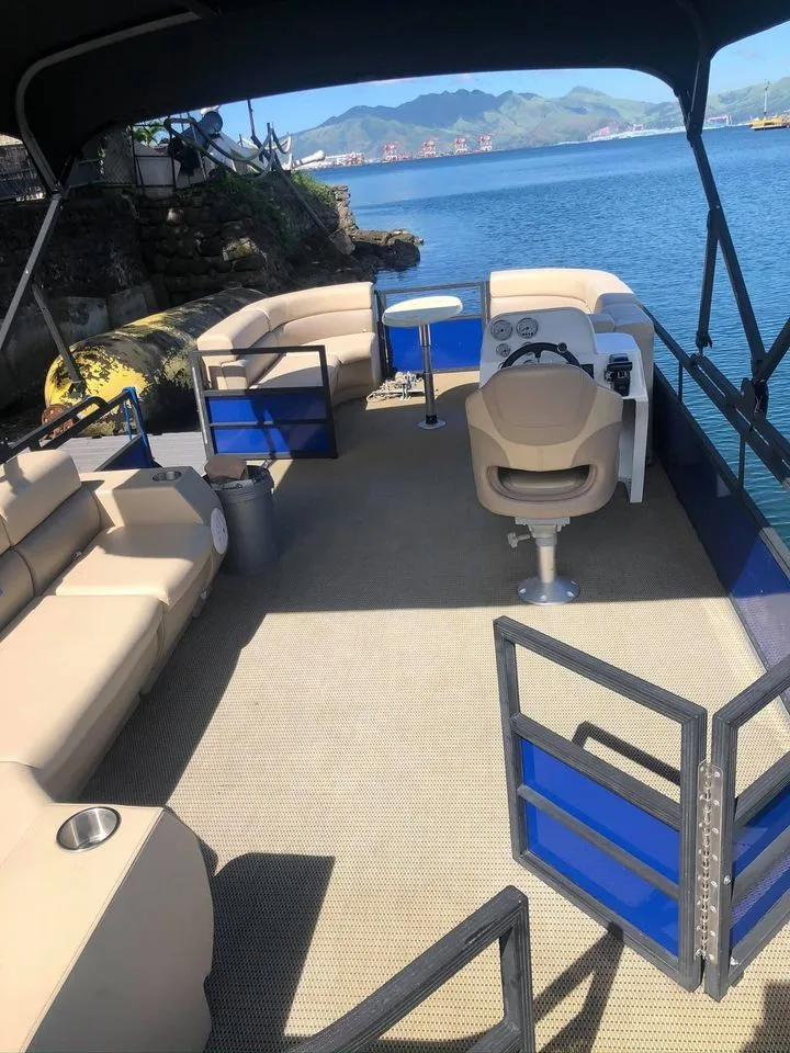 DIY Build Boat Aluminum Pontoons Float For Pontoon Boat With Flooring Corss Channel